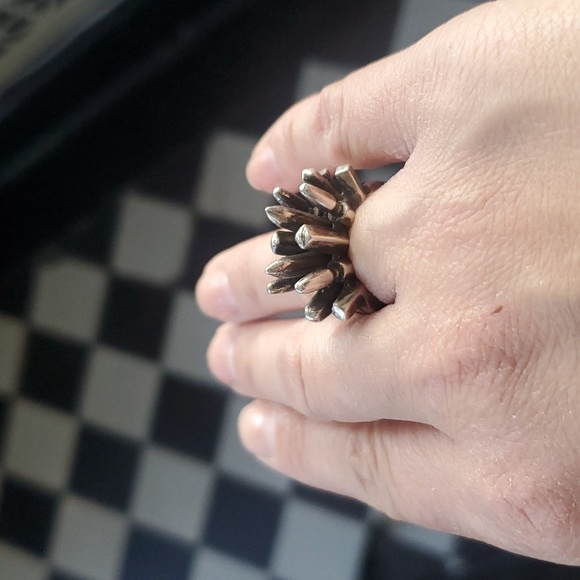 Danni Jo Beautix Ring - Picture 4 of 10